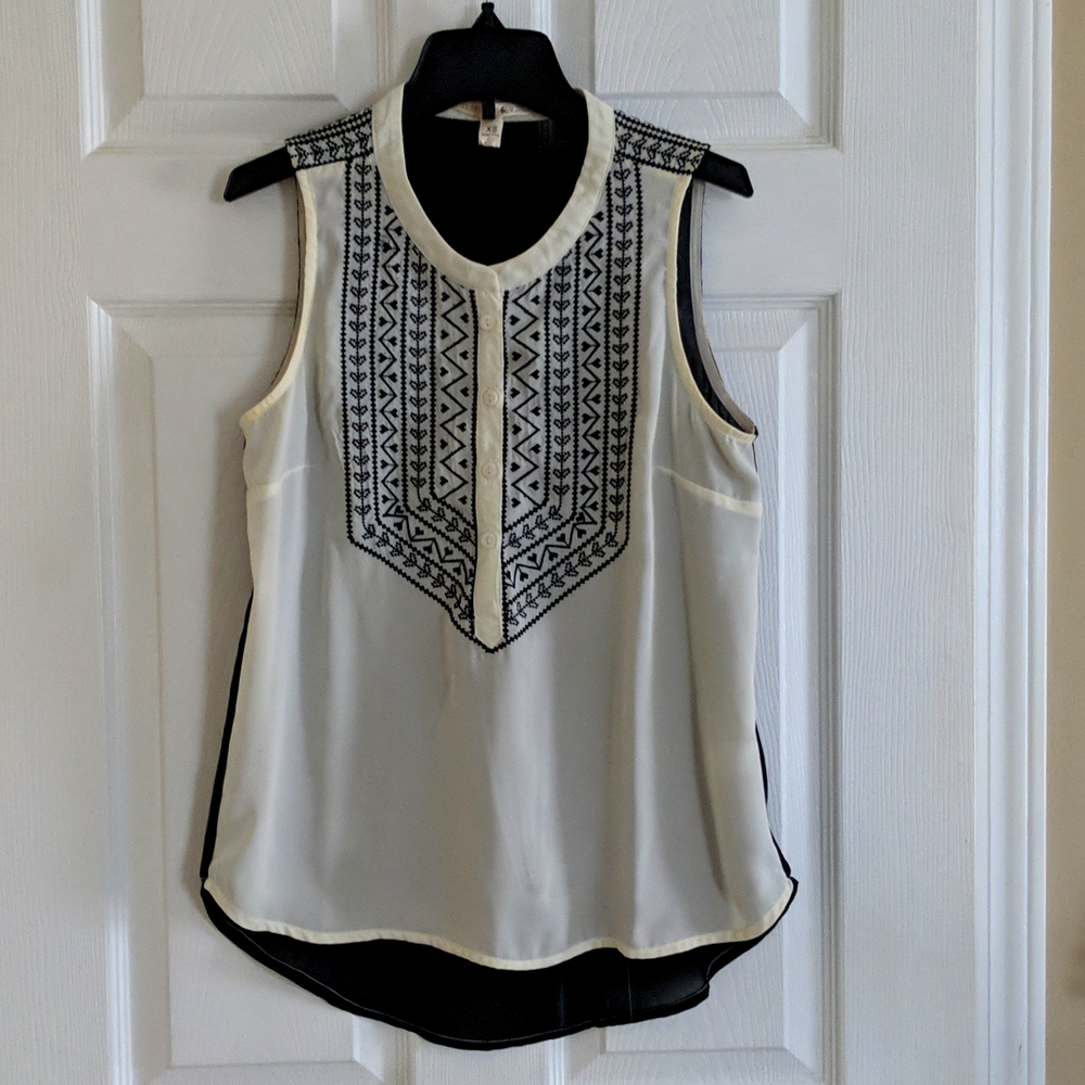 UNIQUE top